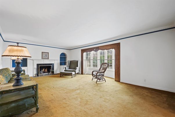 Fireplace, Interior, Living room