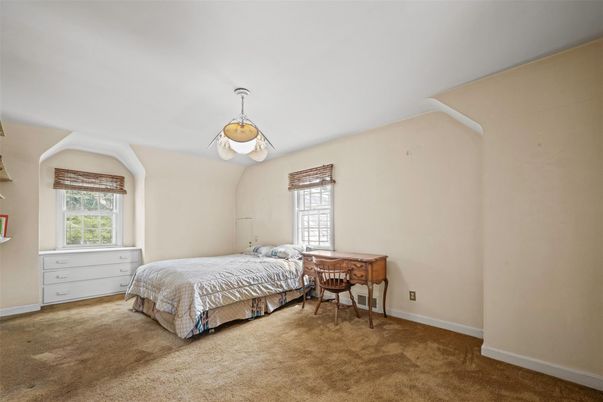 Bedroom, Interior, Pendant Lights