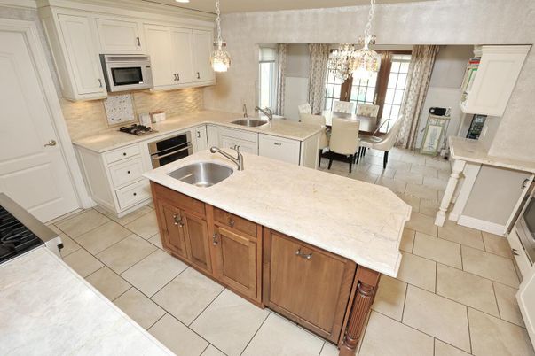 Chandelier, Dining room, Interior, Kitchen, Pendant Lights
