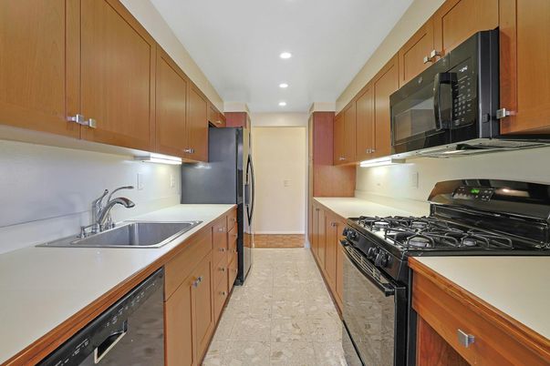 Interior, Kitchen, Recessed Lighting