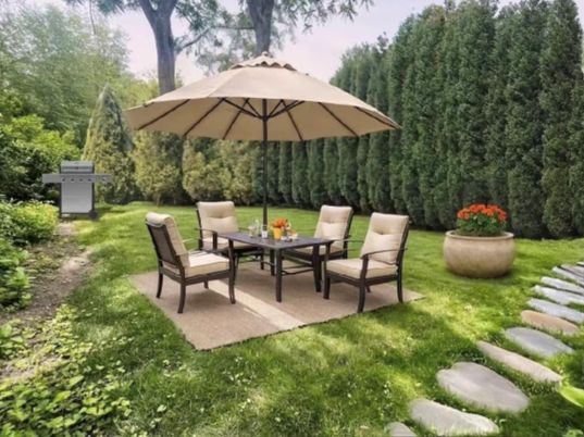 Backyard, Exterior