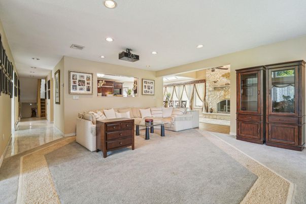 Fireplace, Interior, Living room, Recessed Lighting