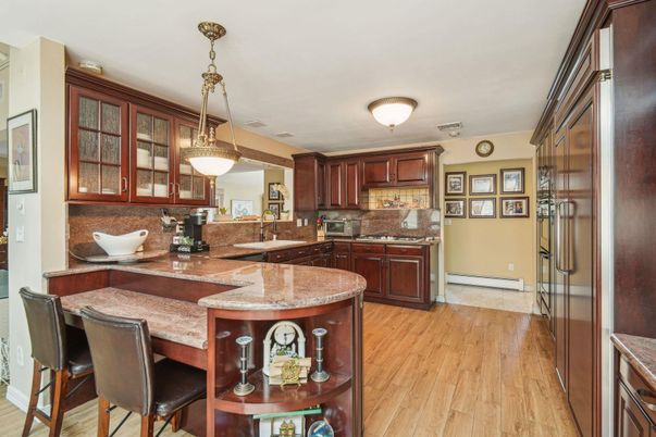 Interior, Kitchen, Pendant Lights, Wood Texture Flooring