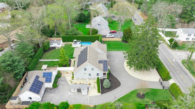 Exterior, Drone