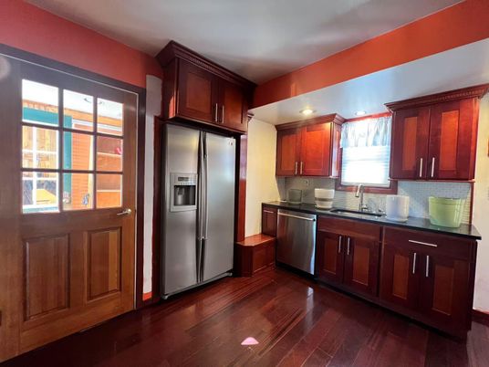Interior, Kitchen, Stainless Steel Appliances, Wood Texture Flooring