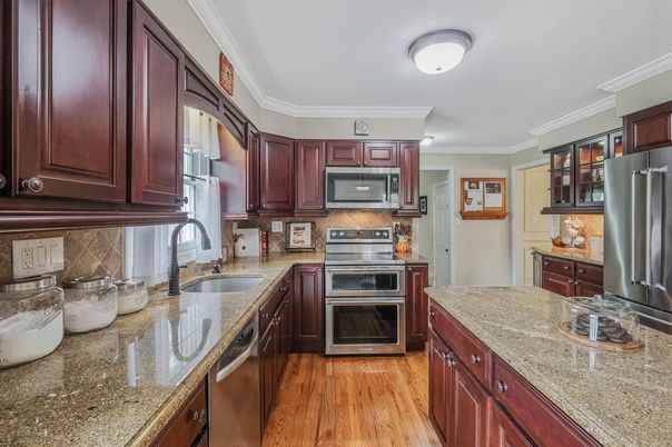 Interior, Kitchen, Stainless Steel Appliances, Wood Texture Flooring