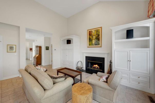 Fireplace, Interior, Living room