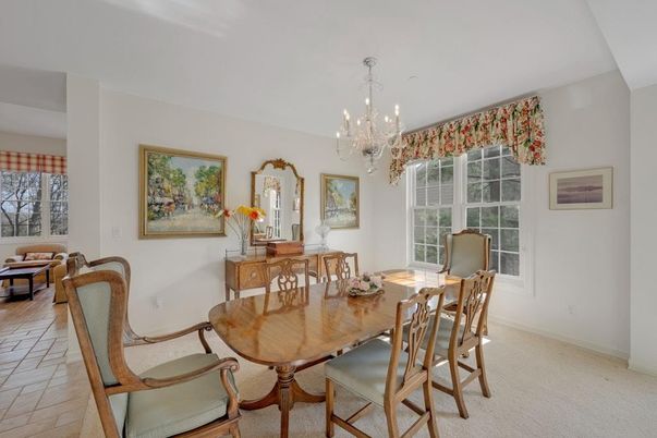 Chandelier, Dining room, Interior