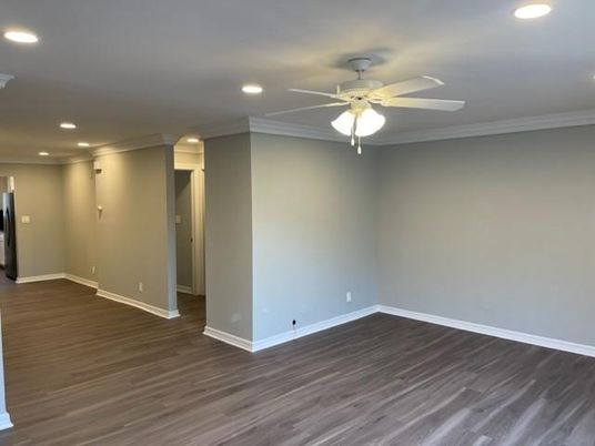 Empty room, Interior, Recessed Lighting, Wood Texture Flooring