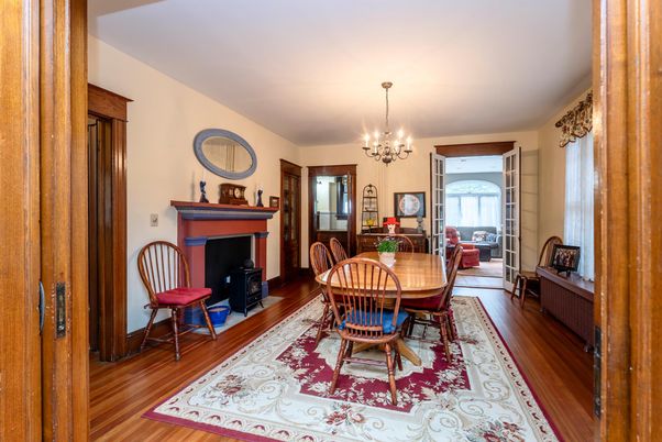 Chandelier, Dining room, Fireplace, Interior, Wood Texture Flooring
