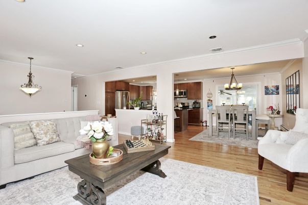 Dining room, Interior, Kitchen, Living room, Pendant Lights, Recessed Lighting, Stainless Steel Appliances, Wood Texture Flooring