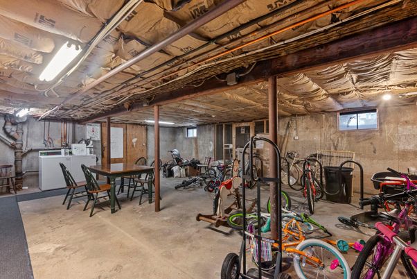 Dining room, Fitness Equipment, Interior
