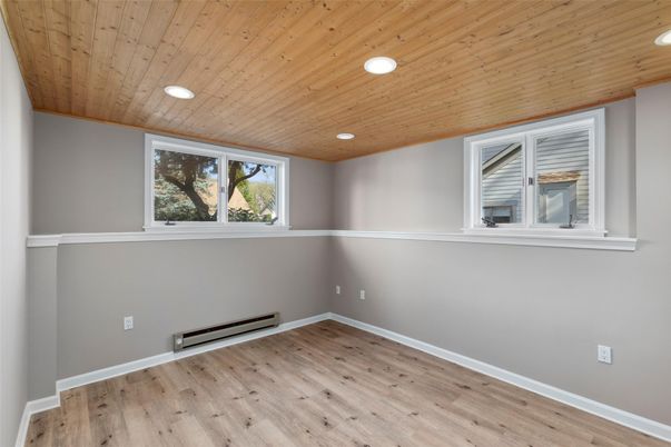 Empty room, Interior, Recessed Lighting, Wooden Ceilings, Wood Texture Flooring