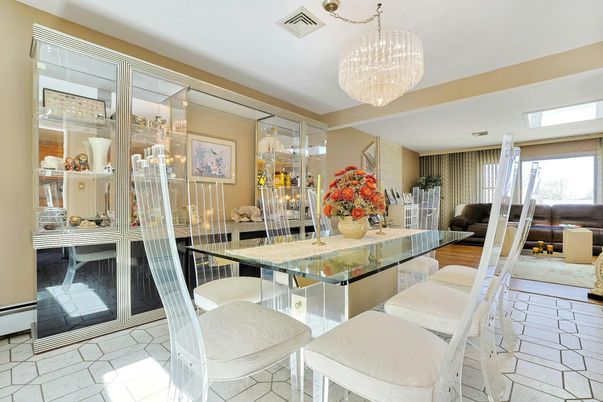 Chandelier, Dining room, Interior