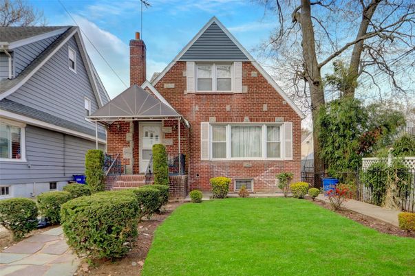 Exterior, Facade, Brick Facade, Tudor Revival