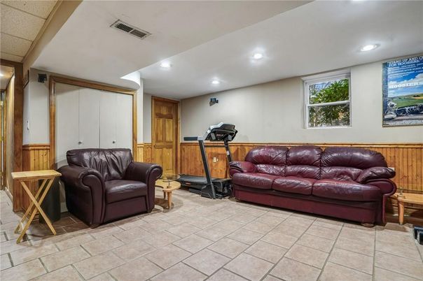 Fitness Equipment, Interior, Recessed Lighting