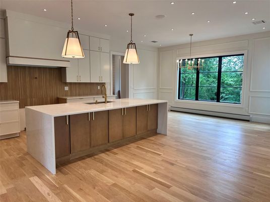 Interior, Kitchen, Pendant Lights, Recessed Lighting, Wood Texture Flooring