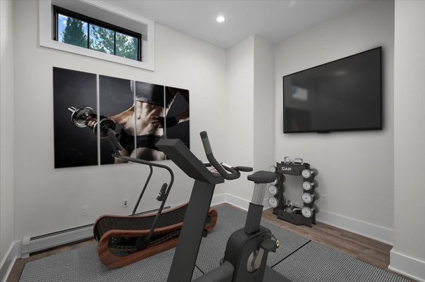 Fitness Equipment, Interior, Recessed Lighting, Wood Texture Flooring