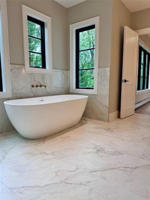 Bathroom, Free Standing Baths, Interior, Marble, Marble Walls