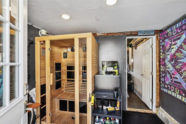 Interior, Recessed Lighting, Sauna Room