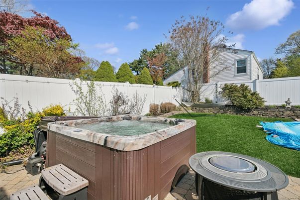 Backyard, Exterior, Hot Tub