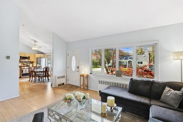 Dining room, Interior, Kitchen, Living room, Stainless Steel Appliances, Wood Texture Flooring