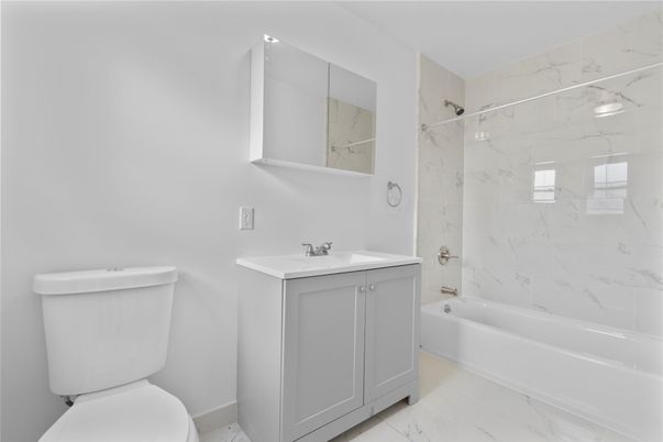Bathroom, Interior, Marble, Marble Walls