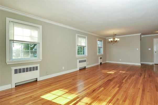 Chandelier, Empty room, Interior, Wood Texture Flooring