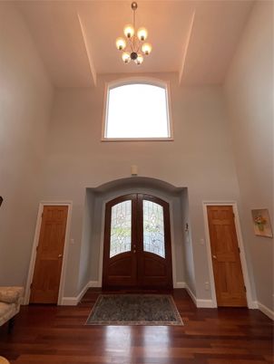 Chandelier, Interior, Wood Texture Flooring