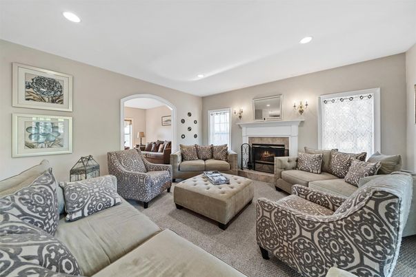 Fireplace, Interior, Living room, Recessed Lighting