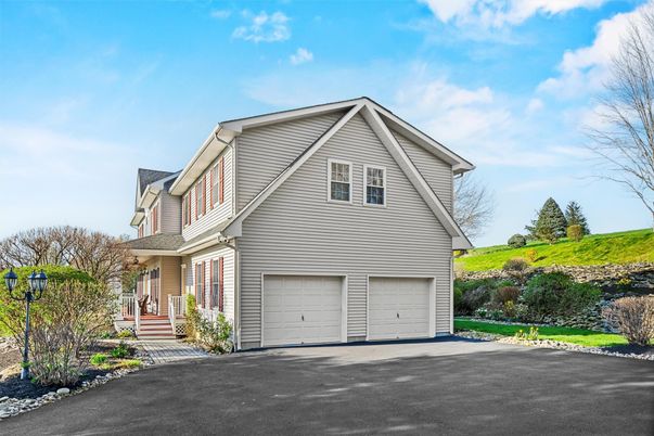 Attached, Exterior, Facade, Farmhouse