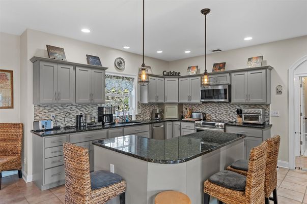 Interior, Kitchen, Pendant Lights, Recessed Lighting, Stainless Steel Appliances