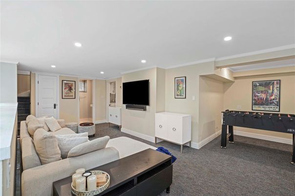 Game Room, Interior, Living room, Recessed Lighting