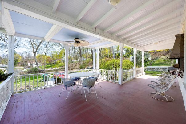 Exterior, Wood Texture Flooring