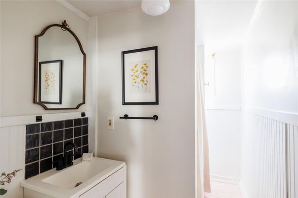 Bathroom, Interior