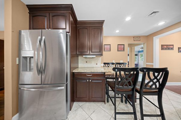 Dining room, Interior, Kitchen, Recessed Lighting, Stainless Steel Appliances