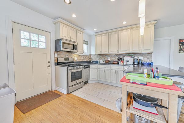 Interior, Kitchen, Recessed Lighting, Wood Texture Flooring