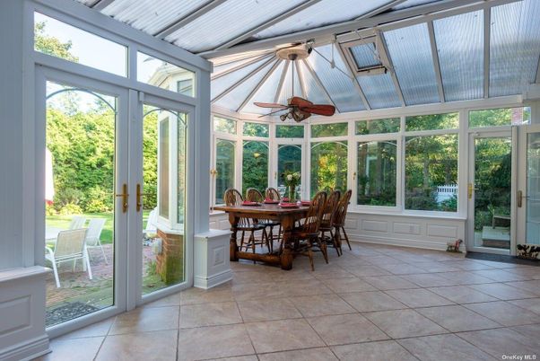 Dining room, Interior, Sun Room