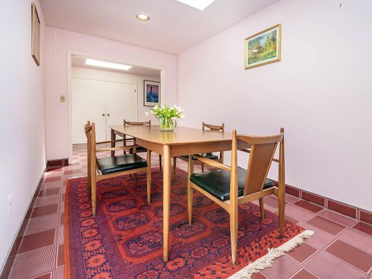 Dining room, Interior, Recessed Lighting