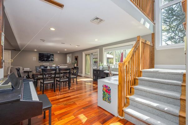 Dining room, Interior, Piano, Recessed Lighting, Wood Texture Flooring