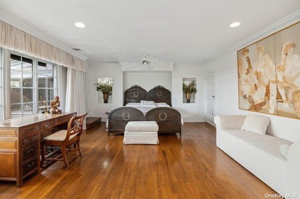 Bedroom, Home Office, Interior, Recessed Lighting, Wood Texture Flooring