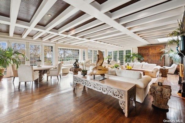 Dining room, Interior, Living room, Recessed Lighting, Wood Texture Flooring
