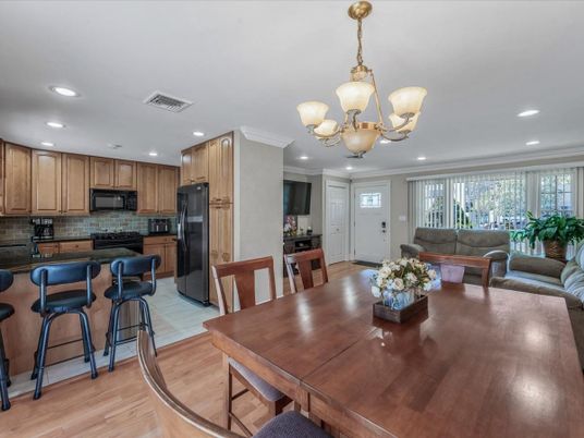 Chandelier, Dining room, Interior, Kitchen, Living room, Recessed Lighting, Wood Texture Flooring