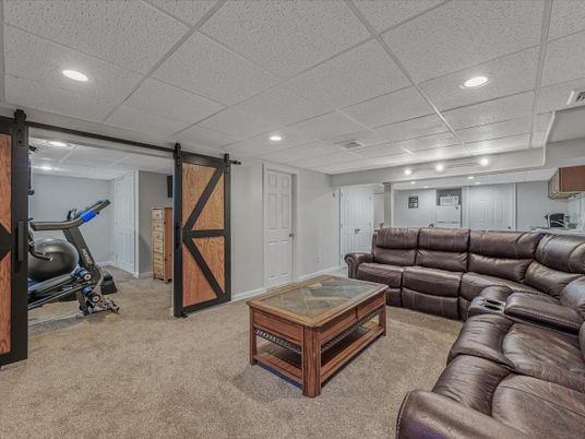Fitness Equipment, Interior, Living room, Recessed Lighting