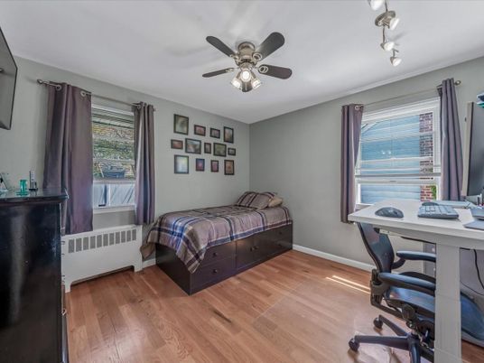 Bedroom, Home Office, Interior, Wood Texture Flooring