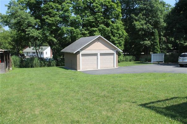 Backyard, Detached Garage, Exterior