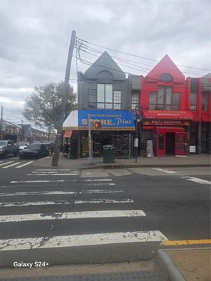 Exterior, Facade, None