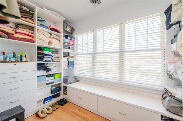 Interior, Walk-in Closets, Wood Texture Flooring