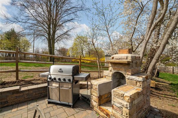 Exterior, Fireplace