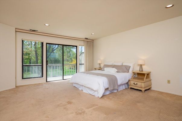 Bedroom, Interior, Recessed Lighting